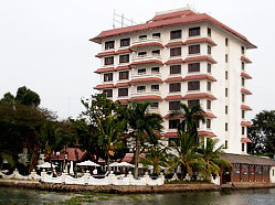 Taj Malabar, Cochin